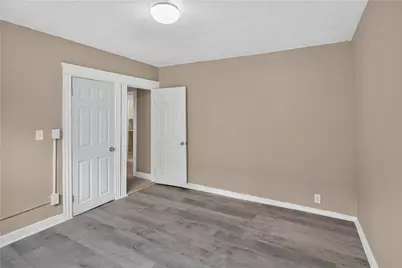 28 Pumgansett Street, Providence, RI 02908 - Photo 28
