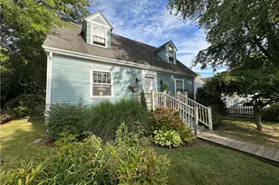 58 Eustis Ave, Newport, RI 02840 - Photo 1