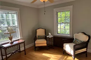 58 Eustis Ave, Newport, RI 02840 - Photo 10