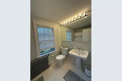 58 Eustis Avenue, Newport, RI 02840 - Photo 14