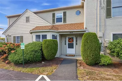 60 Saddle Green #B, North Providence, RI 02904 - Photo 2