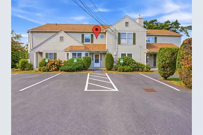 60 Saddle Green #B, North Providence, RI 02904 - Photo 1