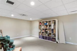 121 King Charles Dr, Portsmouth, RI 02871 - Photo 38