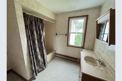 6 Angell Street, West Warwick, RI 02893 - Photo 6
