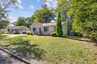 35 Kenwood Street, Warwick, RI 02889 - Photo 4
