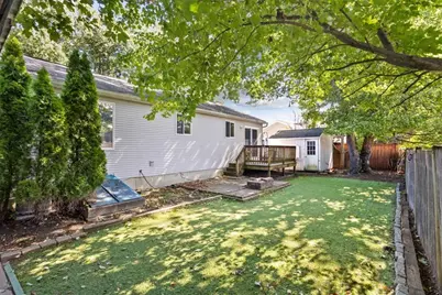 35 Kenwood Street, Warwick, RI 02889 - Photo 8