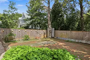 183 Brown St, Providence, RI 02906 - Photo 44