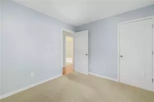 75 James St, East Providence, RI 02914 - Photo 30