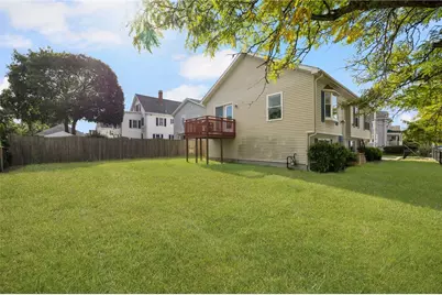 75 James Street, East Providence, RI 02914 - Photo 4