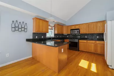 75 James Street, East Providence, RI 02914 - Photo 12