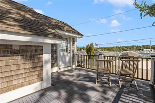27 Seminole St, Warwick, RI 02889 - Photo 30