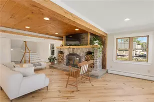 27 Seminole St, Warwick, RI 02889 - Photo 22