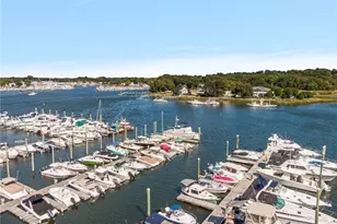 27 Seminole St, Warwick, RI 02889 - Photo 4