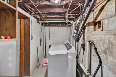 25 Zella Street, Providence, RI 02908 - Photo 34