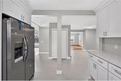 25 Zella Street, Providence, RI 02908 - Photo 6