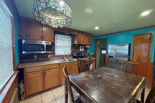 40 Standish Ave, Providence, RI 02908 - Photo 20
