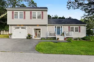 23 Shadbush Trail, Narragansett, RI 02874 - Photo 1