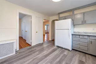 107 Fuller St, Pawtucket, RI 02861 - Photo 10