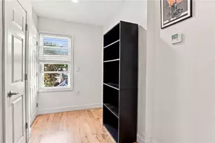 126 Coyle Ave, Pawtucket, RI 02861 - Photo 36