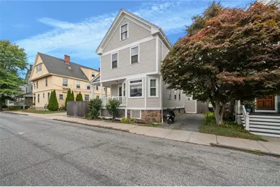 28 Rhode Island Avenue, Newport, RI 02840 - Photo 2