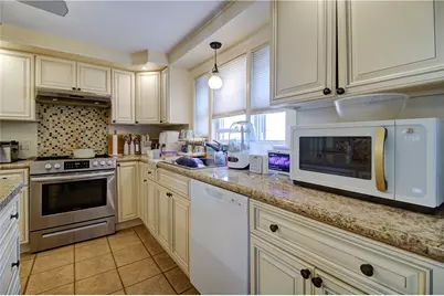 55 Jastram Street, Providence, RI 02908 - Photo 4