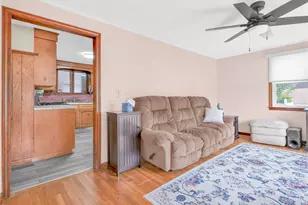 73 Salix St, Warwick, RI 02889 - Photo 8