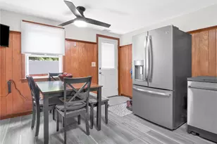73 Salix St, Warwick, RI 02889 - Photo 12