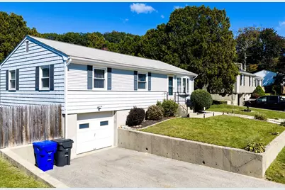 24 Vincenzo Drive, West Warwick, RI 02893 - Photo 2