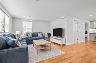 484 Thames St, Bristol, RI 02809 - Photo 2
