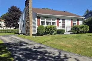 71 Fales Rd, Bristol, RI 02809 - Photo 2
