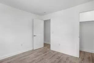 149 Burnside St, Providence, RI 02905 - Photo 18