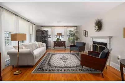 60 Alhambra Circle, Cranston, RI 02905 - Photo 10