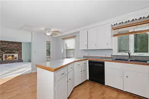 15 Milton Rd, Little Compton, RI 02837 - Photo 10