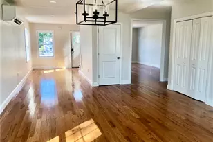 27 Hoppin Ave, East Providence, RI 02915 - Photo 4
