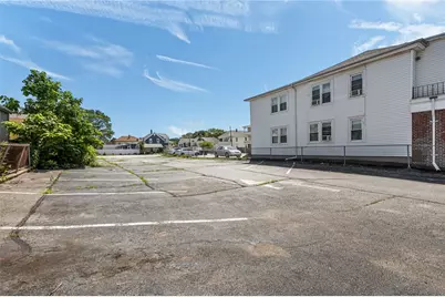 1058 Charles Street, North Providence, RI 02904 - Photo 36