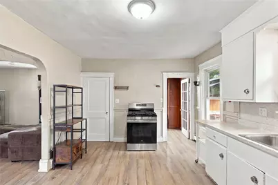 297 Burnside Avenue, Woonsocket, RI 02895 - Photo 4