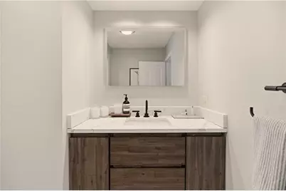 28 Kay Street #3, Newport, RI 02840 - Photo 12