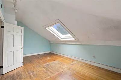 46 Chastellux Avenue #M7, Newport, RI 02840 - Photo 10