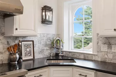 140 Prospect Street #4, Providence, RI 02906 - Photo 16
