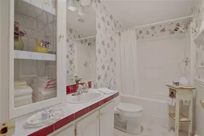 26 Mockingbird Lane, Tiverton, RI 02878 - Photo 18