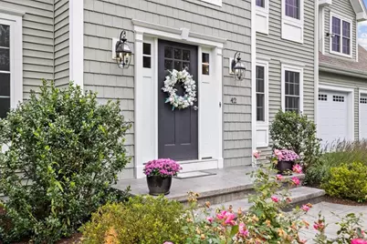 42 E East Lantern Road, Lincoln, RI 02865 - Photo 2