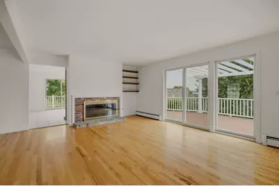 139 Lambie Circle, Portsmouth, RI 02871 - Photo 8