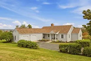 139 Lambie Cir, Portsmouth, RI 02871 - Photo 1