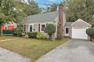 15 River Rd, Lincoln, RI 02865 - Photo 2