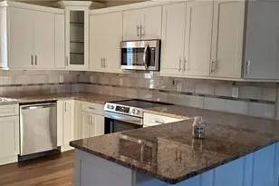 609 Armistice Blvd, Pawtucket, RI 02861 - Photo 26