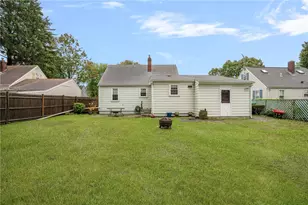 37 Haverford Rd, Warwick, RI 02886 - Photo 22