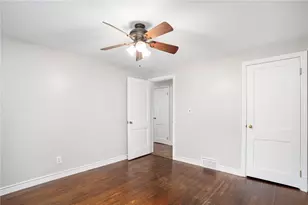 37 Haverford Rd, Warwick, RI 02886 - Photo 16