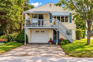 975 Anthony Rd, Portsmouth, RI 02871 - Photo 1