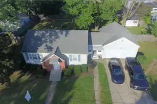 456 Elm St, Warwick, RI 02888 - Photo 6