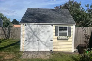 456 Elm St, Warwick, RI 02888 - Photo 28